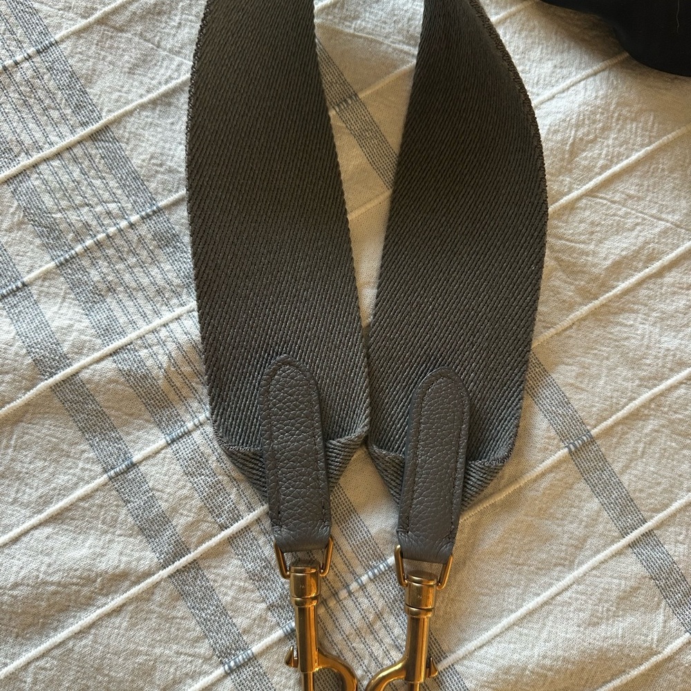 Celine Sangle - Picture 11 of 13